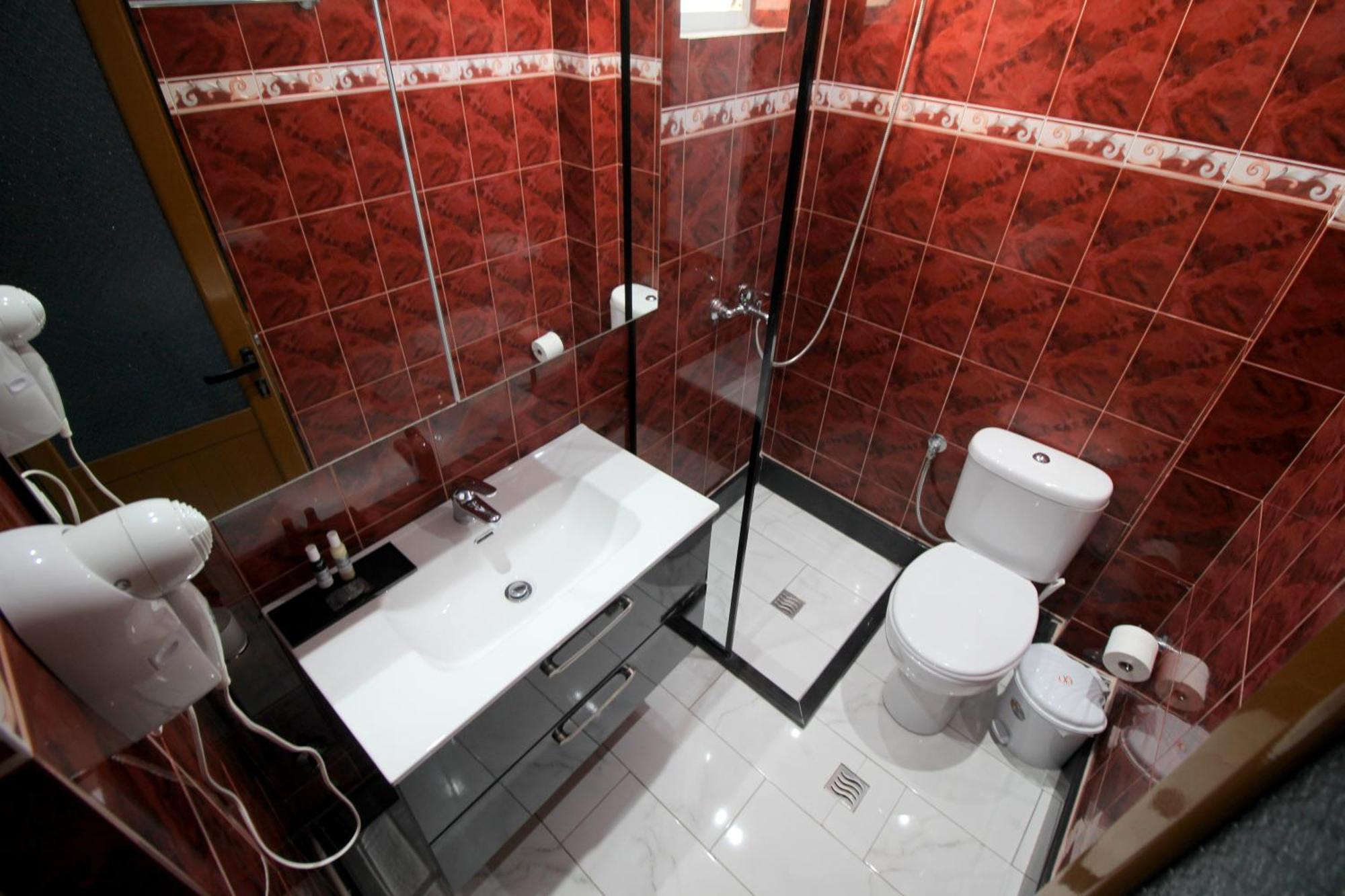 Ortus Hotel Sarandë