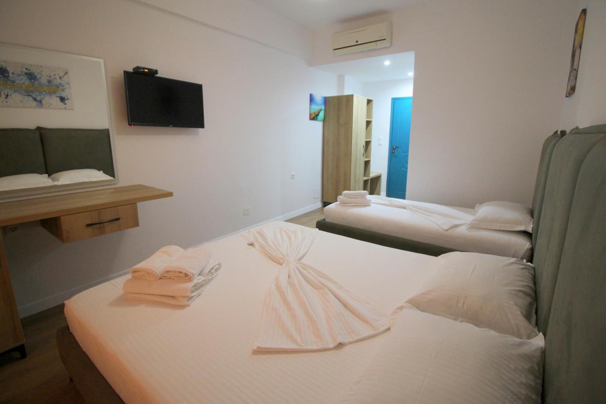 Ortus Hotel 2*